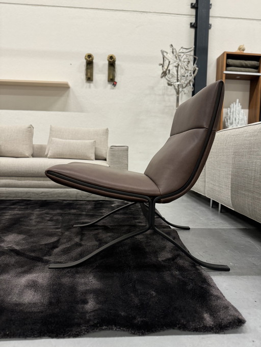 Eyye Juno Armchair Dayton Chocolat Leather