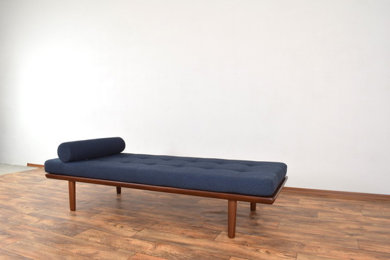 Image 1 of Mid-Century Ge19 Teak Daybed By Hans J. Wegner For Getama, 1950S