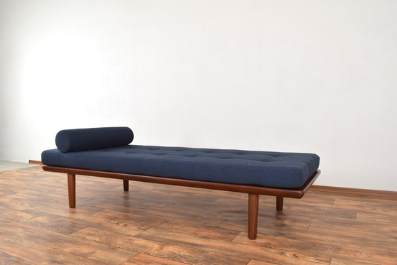 Image 1 of Mid-Century Ge19 Teak Daybed By Hans J. Wegner For Getama, 1950S