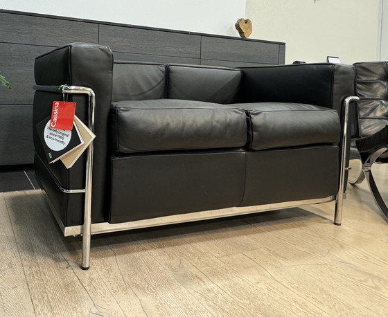 Image 1 of Cassina Lc2