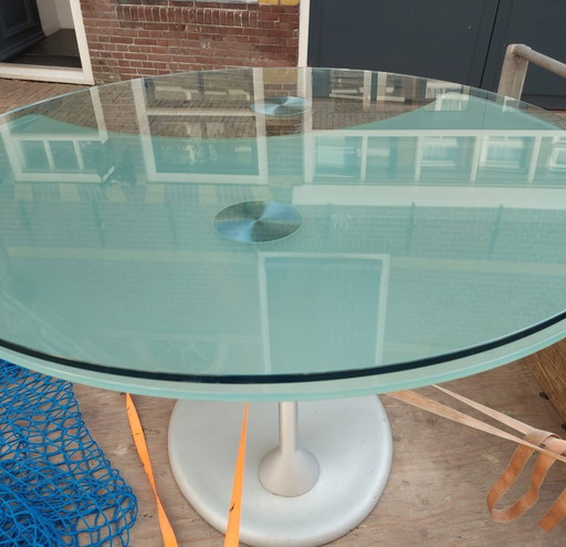 Naos Abra Table de salle à manger ronde en verre