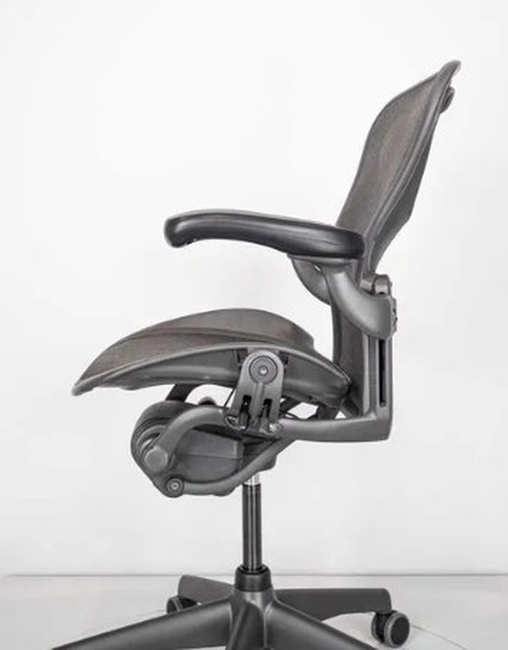 Image 1 of Herman Miller Aeron Classic B