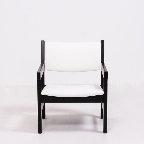 Image 1 of Set of 6 mid century dining chairs in white by Hans Wegner for GETAMA