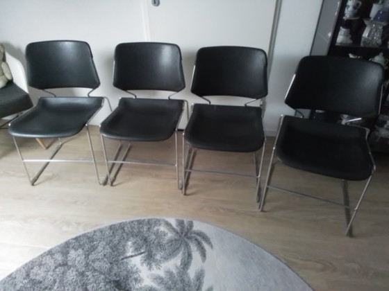 Image 1 of 4x Matrix Krueger chairs