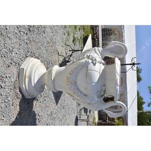 Tarro vintage con cabezas de cisne