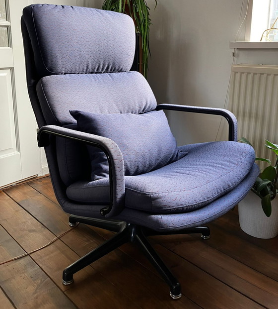 Image 1 of Artifort F154 armchair by Geoffrey Harcourt