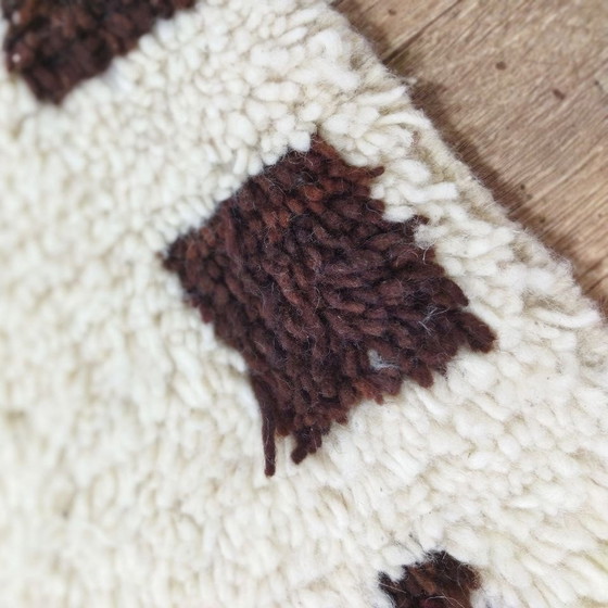 Image 1 of Tapis Berbère Marocain En Laine Naturelle - Moroccan Berber Carpet Of Natural Wool