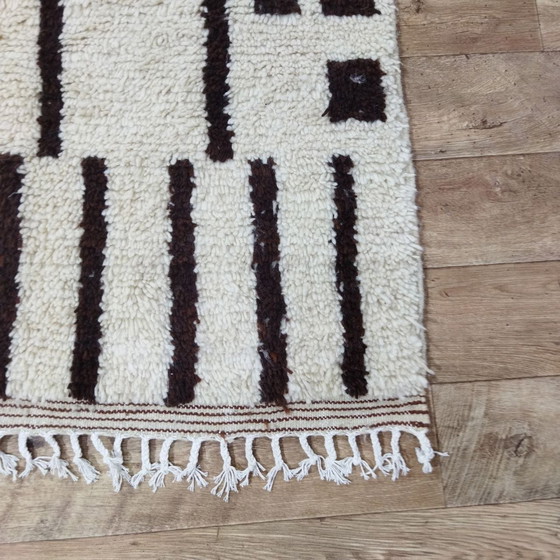 Image 1 of Tapis Berbère Marocain En Laine Naturelle - Moroccan Berber Carpet Of Natural Wool