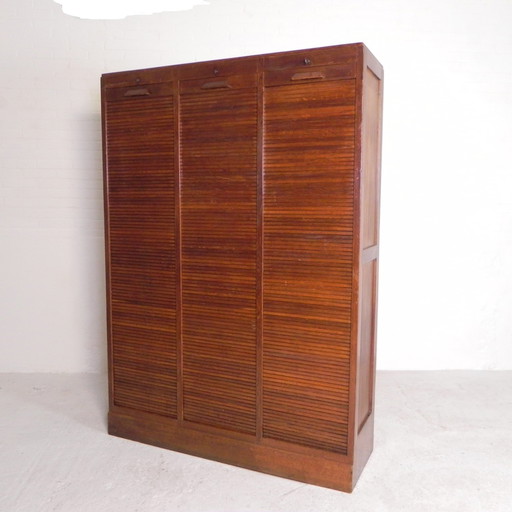 Oak Shutter Cabinet With 3 Shutters, 180 Cm High