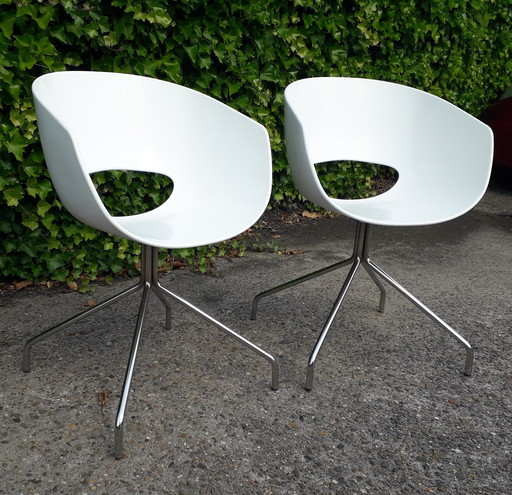 2 Design plastic tub chairs with chrome base