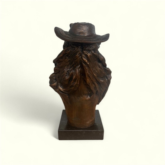 Image 1 of Impressionante busto femminile marcato con base in marmo