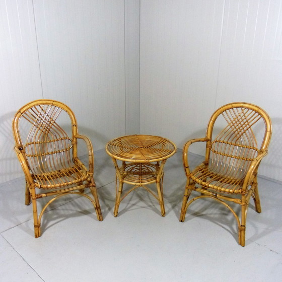 Image 1 of 2x Vintage bamboo chairs with table