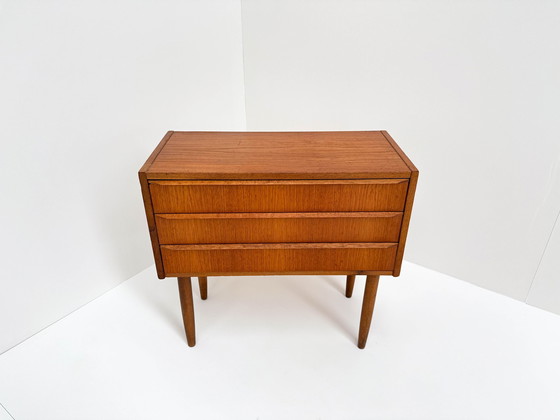 Image 1 of Mid-Century Teak Veneer Chest Of Drawers – Scandinavian Minimalist Design