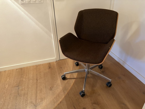 Image 1 of Boss Kruze Meeting Chair 2 Piece Swivel And Adjustable