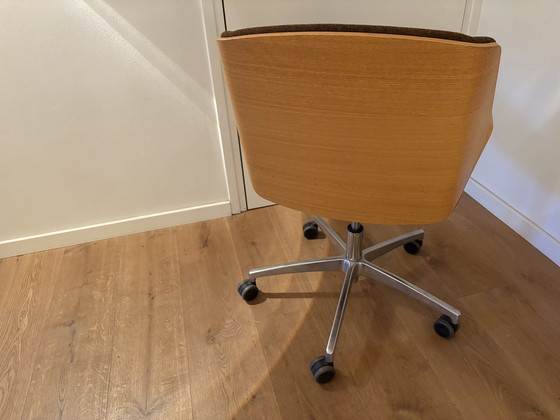 Image 1 of Boss Kruze Meeting Chair 2 Piece Swivel And Adjustable