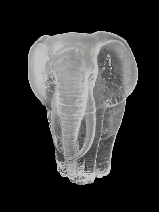 Image 1 of Mats Jonasson - Elephant Glass Sculpture