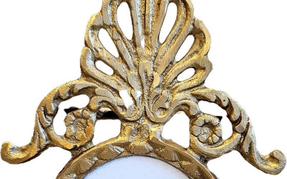 Image 1 of Dipinto d&#39;epoca in porcellana raffigurante amanti, dipinto a mano con cornice in ottone e corona dall&#39;Egitto