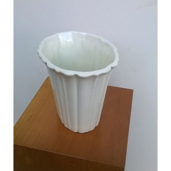 Image 1 of Richard Ginori white ceramic vase, Gio PONTI - 1930s