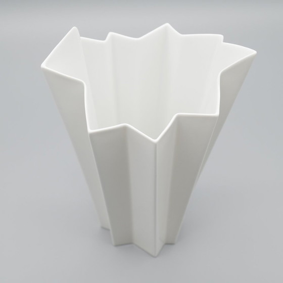 Image 1 of Archais Heinrich Fuchs Op Art Retro Hutschenreuther Bisque Porcelain Vase Duo 