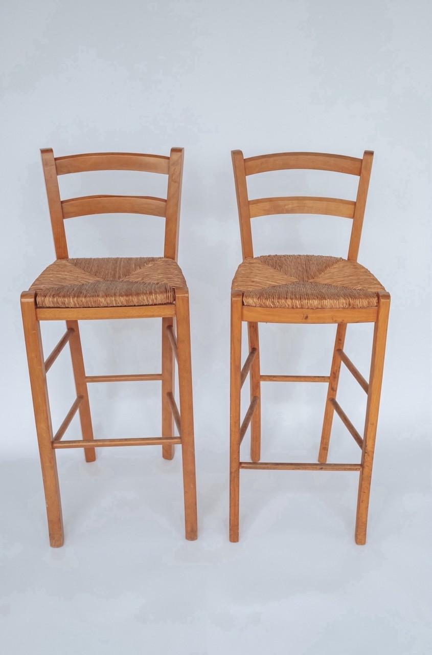 Set di 2 sgabelli da bar vintage in legno con seduta in giunco