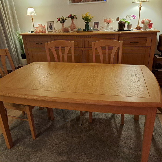 Image 1 of Dining room table with 4x chairs