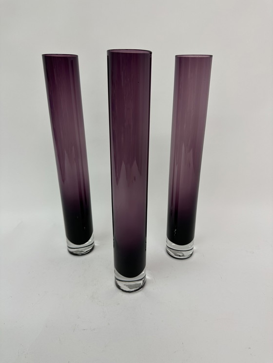 Image 1 of Set di 3 vasi vintage Ikea in vetro viola 
