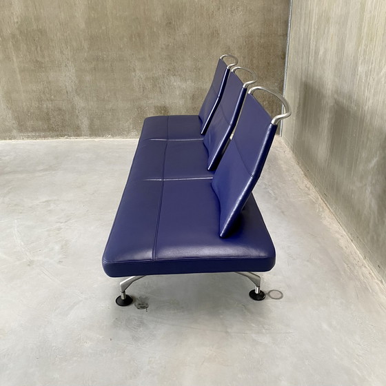 Image 1 of Vitra Area Sofa - The Timeless Splendour by Antonio Citterio en cuir violet