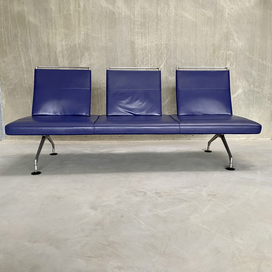 Image 1 of Vitra Area Sofa - The Timeless Splendour by Antonio Citterio en cuir violet