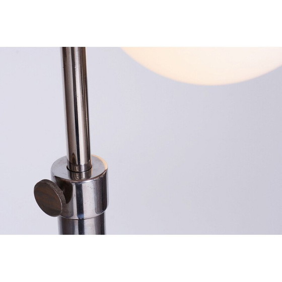 Image 1 of Lampada da terra vintage in acciaio cromato e vetro opalino, Cecoslovacchia 1930