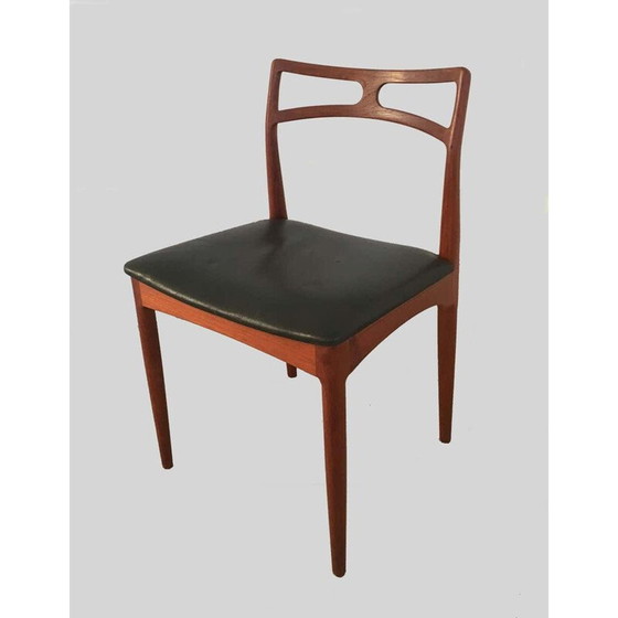 Image 1 of Set of 4 vintage teak chairs Inc. by Johannes Andersen, Denmark