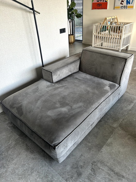 Image 1 of Eric Kuster Metropole element sofa and the Metropole chaise longue