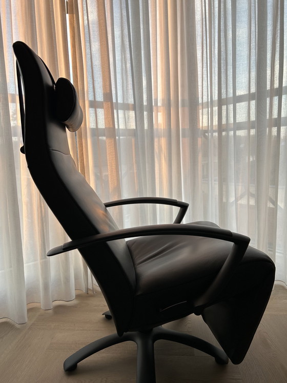 Image 1 of Jori Recliner In Lipano Leather Black Edition