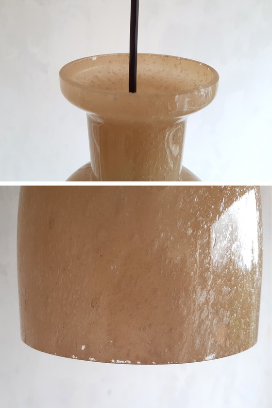 Image 1 of Lampada a sospensione in vetro opalino color sabbia Raak Holland B-1203