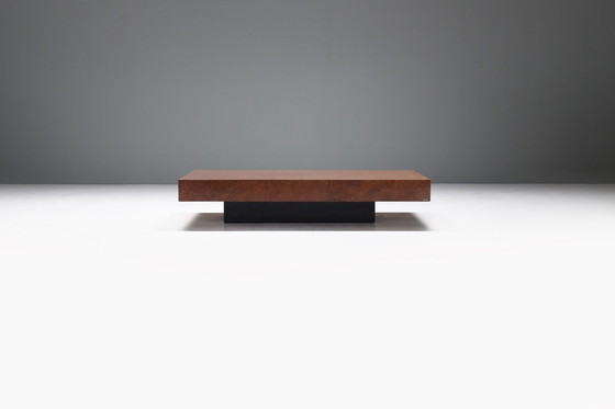 Image 1 of Rare table basse vintage en bois de ronce XL signée par Willy Rizzo - Italie