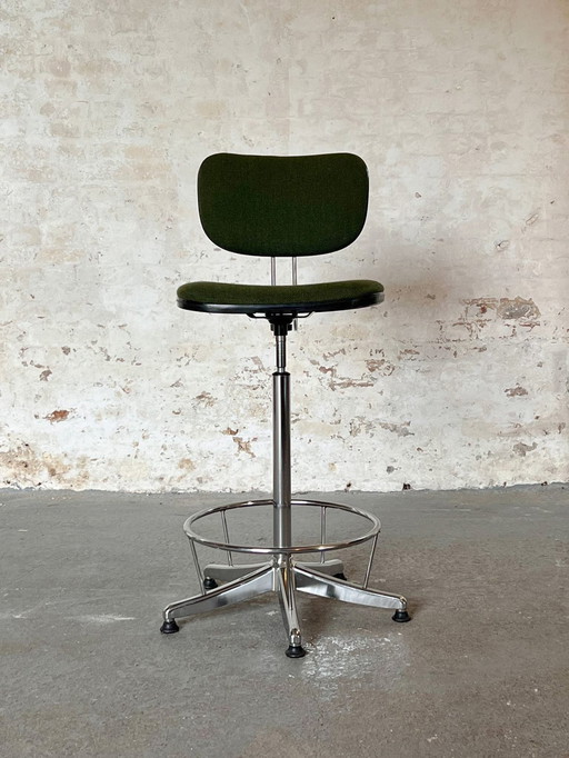 Vintage architect table and designer chair