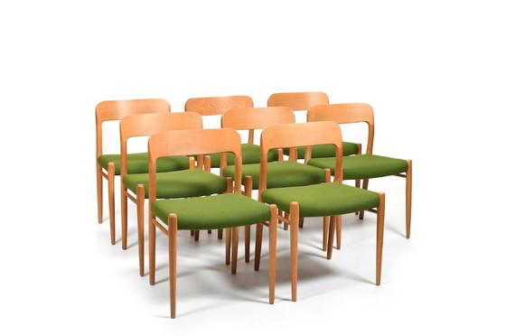 Image 1 of Set of 8 dining chairs in solid oak by Niels O. Møller. Model no.75. Seats in green Kvadrat wool fabric. Produced by J.L. Mølle