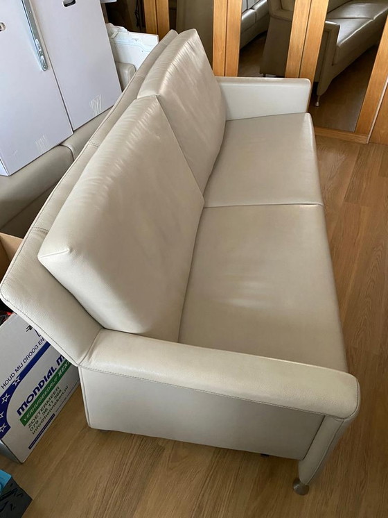 Image 1 of Leolux leather three-person sofa