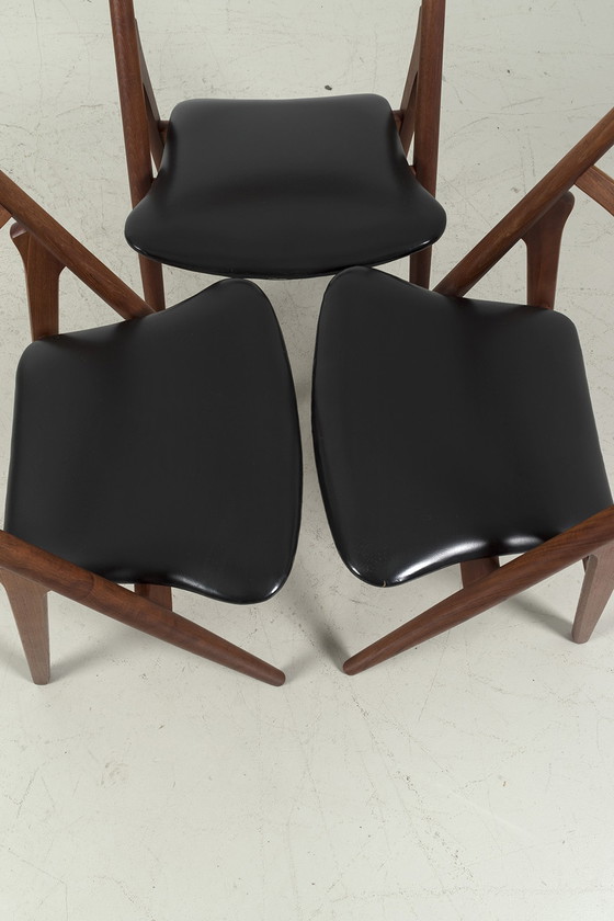 Image 1 of Ensemble de 3 chaises de salle à manger 'CH29P Sawbuck'.