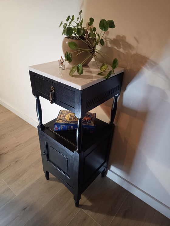 Image 1 of Elegante mueble auxiliar/pedestal/mueble para bebidas negro