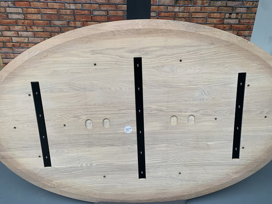 Image 1 of Arco Spazio Ellipse table