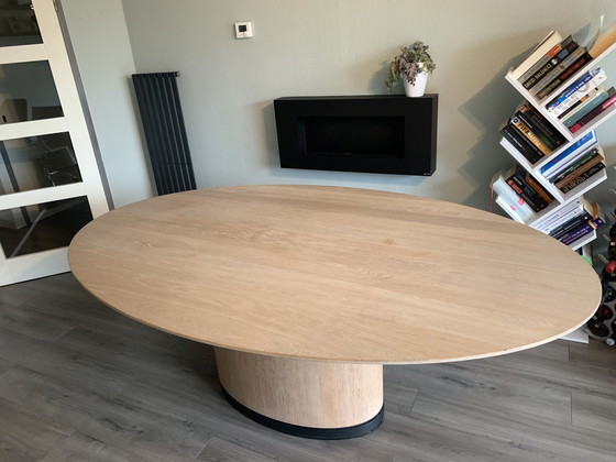 Image 1 of Arco Spazio Ellipse table