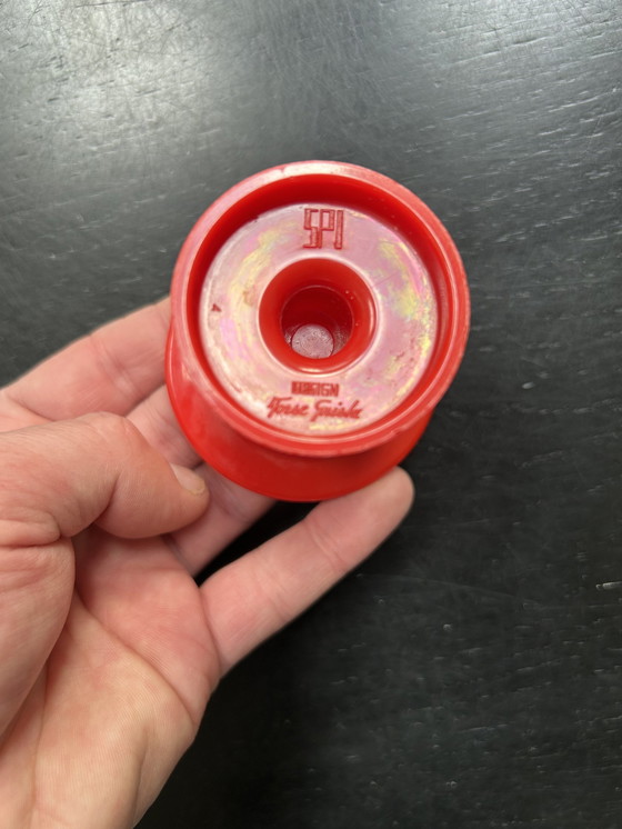 Image 1 of Grande set di 2 portauova Gniska Design rosso