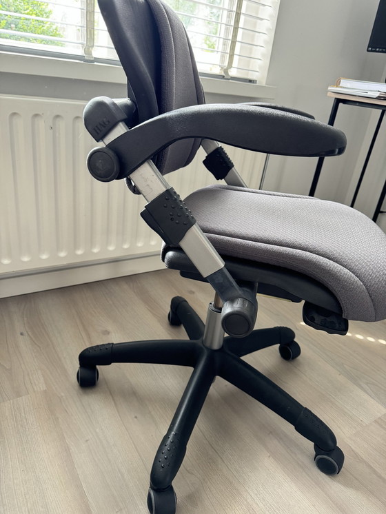 Image 1 of Hag H03 Model 330 Office Chair