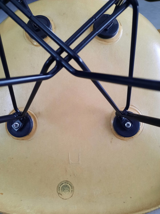 Image 1 of 4x Herman Miller Eames Chair