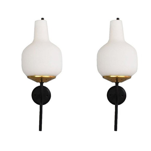 Pair of vintage brass metal and opaline wall lamps by Stilnovo, 1960
