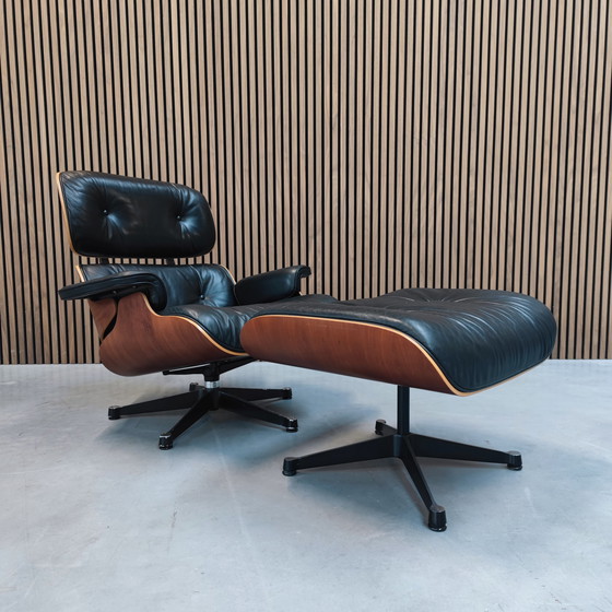 Image 1 of Vitra Eames Lounge chair + Ottoman