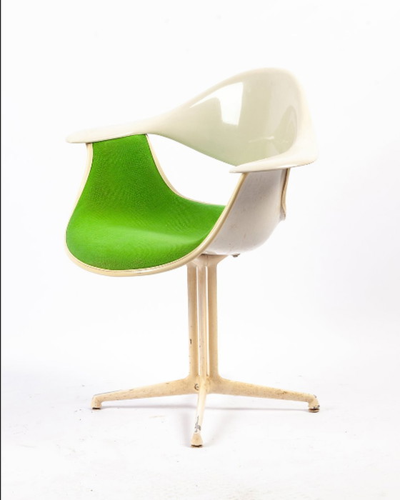 Image 1 of DAF Shell chair by George Nelson