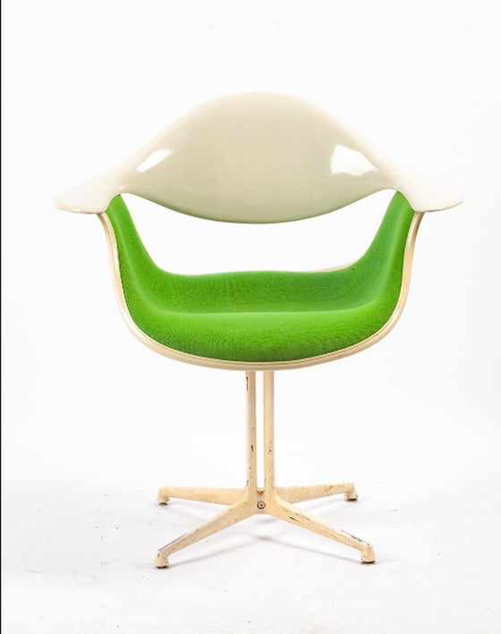 Image 1 of DAF Shell chair by George Nelson