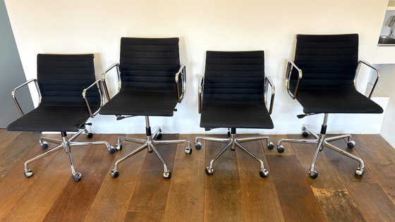 Image 1 of 4X Vitra Ea117 Chairs Chrome Black Hopsak