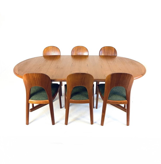 Image 1 of Extendable Danish Dining Table Dyrlund '70